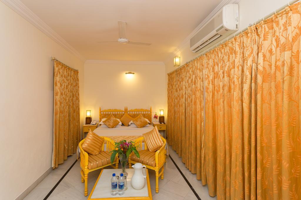 Garden Hotel - Heritage By Hrh Group Of Hotels أُودايبور المظهر الخارجي الصورة